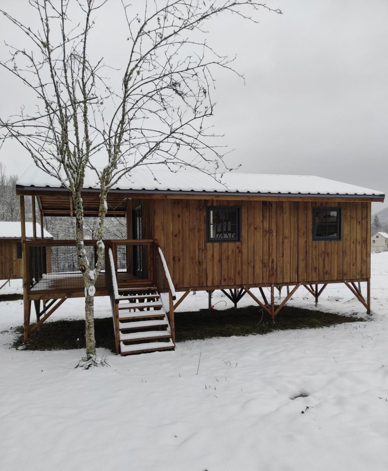 Camping La Borie Basse Condat  Exterior foto