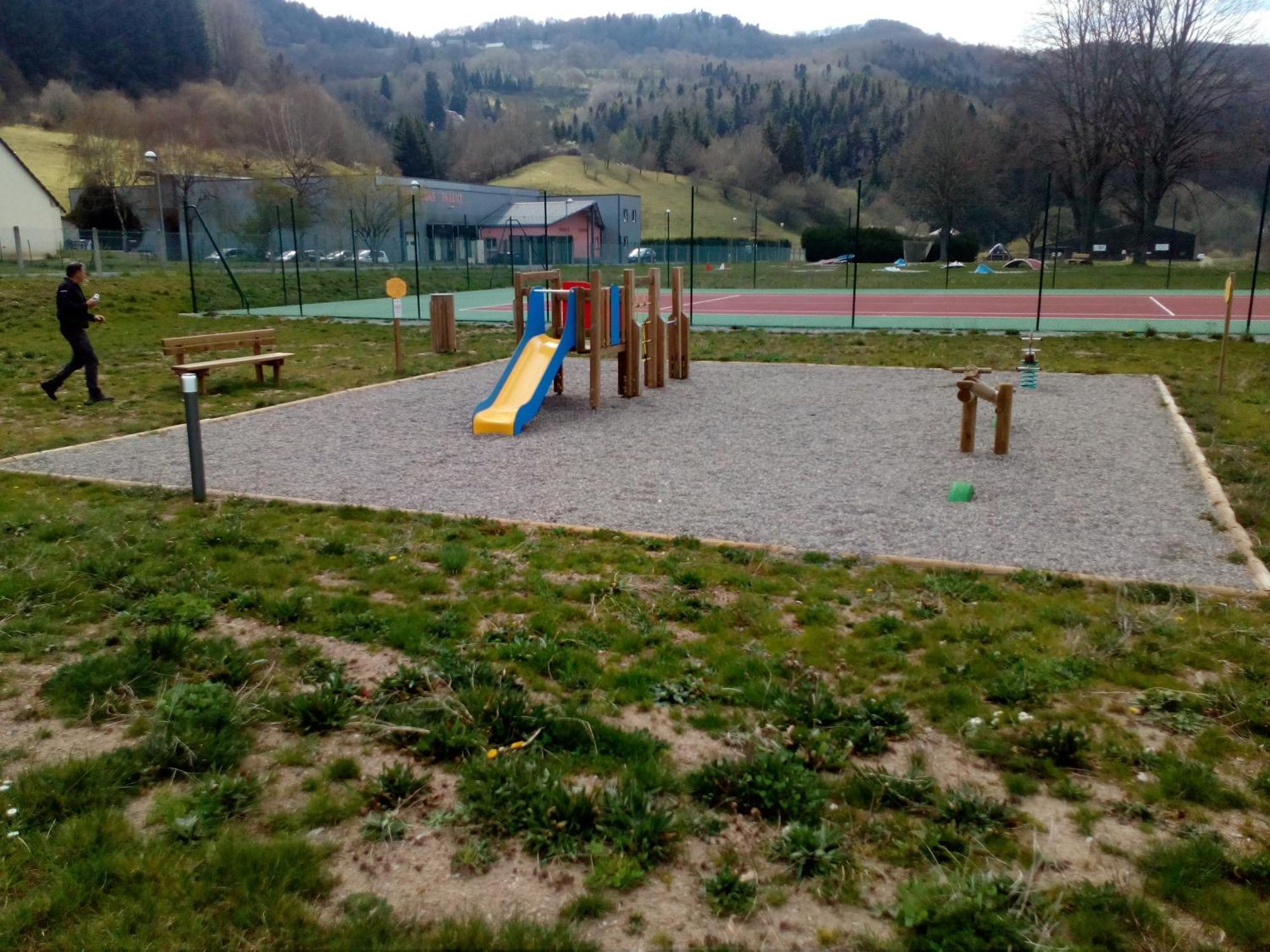 Camping La Borie Basse Condat  Exterior foto